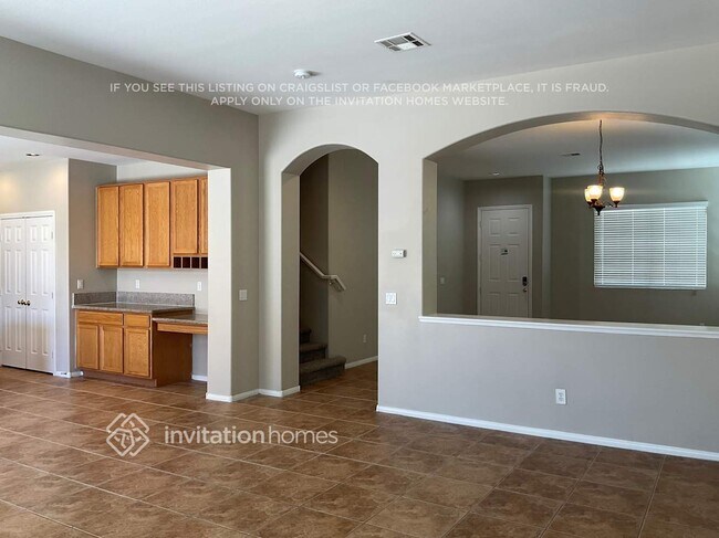 Foto del edificio - 7855 Mohican Canyon St