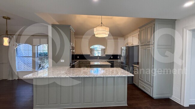 Foto del edificio - 920 Cat Hollow Ct