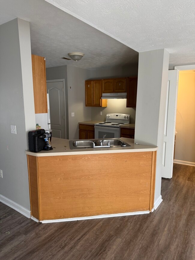 Foto del edificio - 114 Herndon Ln