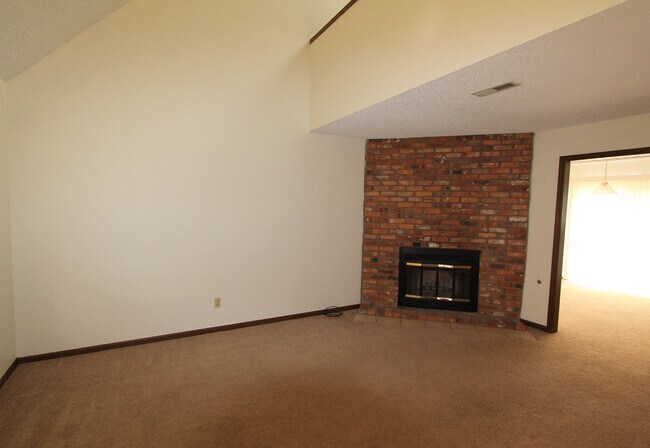 Foto del edificio - 900 NW 37th St