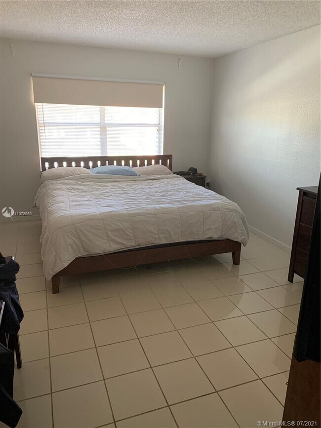 Foto del edificio - 10477 SW 108th Ave