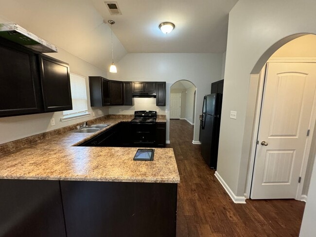 Building Photo - 3805 Carnes Ave