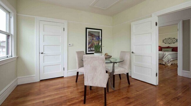Foto del edificio - 1842 63rd St