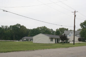  - 140 W Conwell St