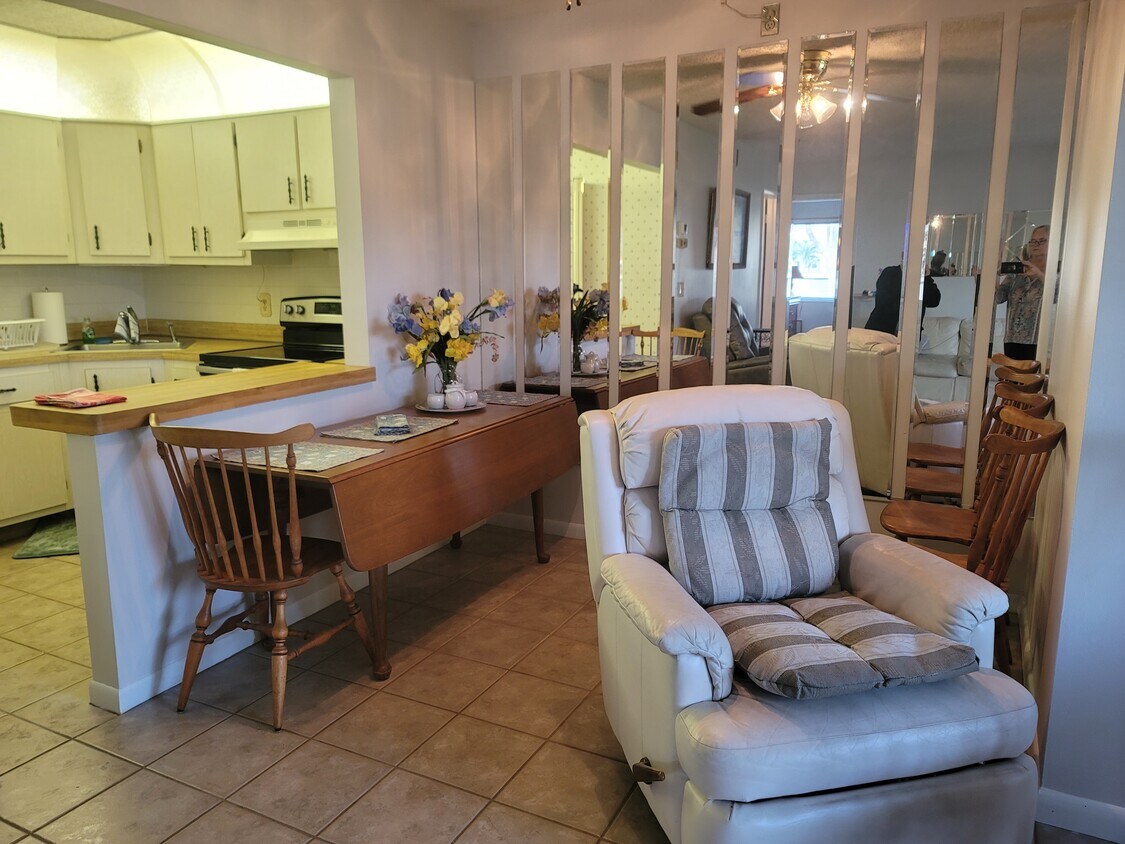 Photo - 5773 La Paseos Dr (Greenacres, FL)