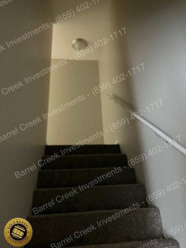 Foto del edificio - 2-Bed 1.5-Bath Townhome