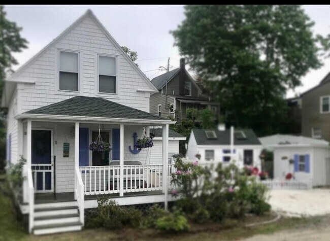 Foto del edificio - 3 Locust St Ext