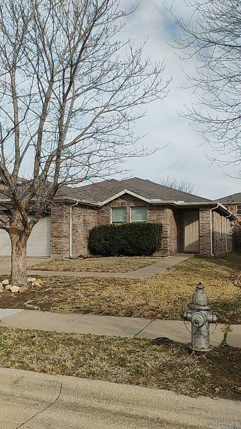Photo - 1721 Baxter Springs Dr (Justin, TX)