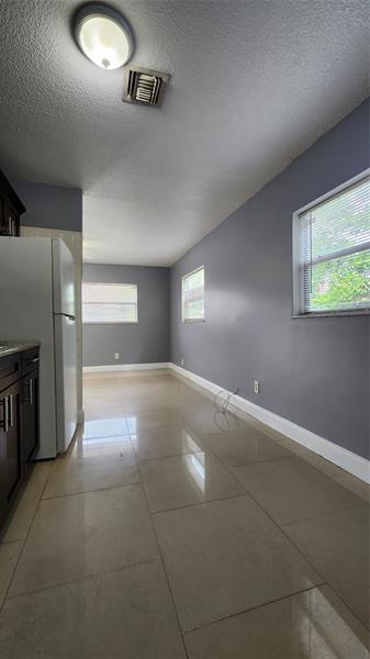 Foto del edificio - 2221 NW 4th Ct