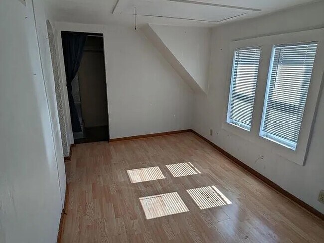 Foto del edificio - 4176 S 4th St