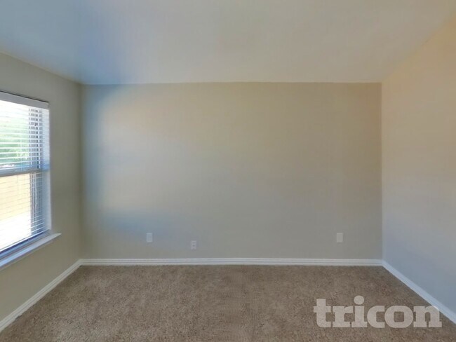 Foto del edificio - 429 Park Meadows Dr