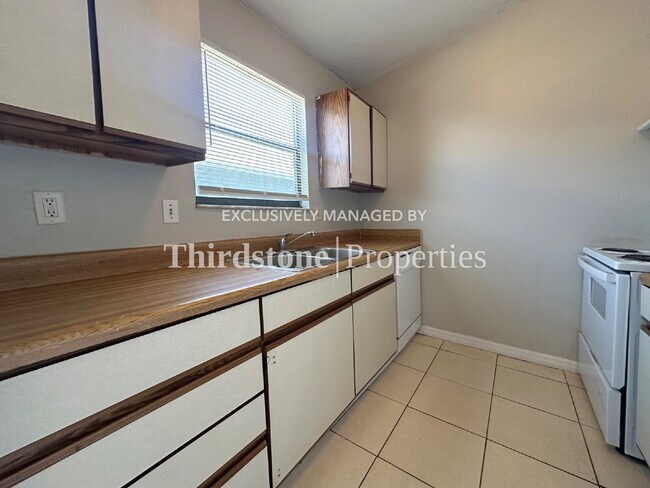 Foto del edificio - 5143 Indian Lakes Ct