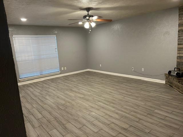 Building Photo - 5019 Parkridge Dr