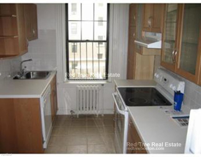 Foto del edificio - 370 Chestnut Hill Ave