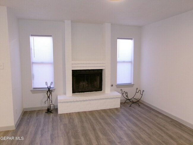 Building Photo - 7013 Echo Cliffs Dr