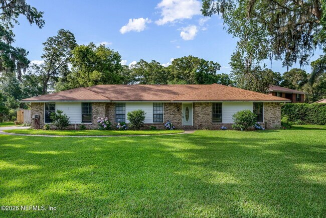 Foto del edificio - 13926 Spanish Marsh Ct