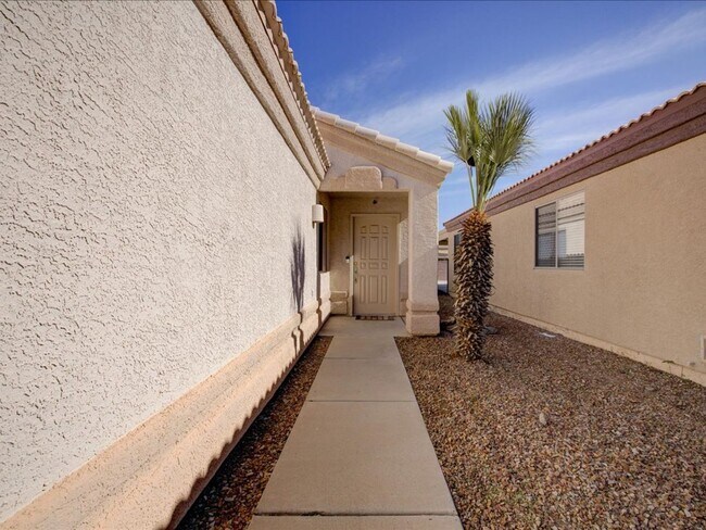 Building Photo - West side 3 Bedroom 2 Bathroom, freshly up...