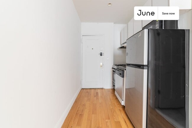 Building Photo - 20 Avenue A Ave