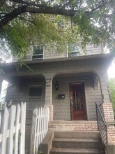 Building Photo - 2730 Blair Pl SW