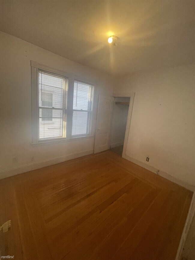 Foto del edificio - 292 Summit Ave