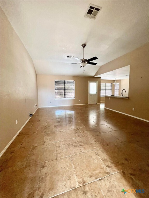 Building Photo - 2907 Wesley Dr