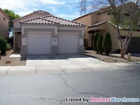 Building Photo - Gated North Glendale home 2 or 3 bed 2 bath Community Pool