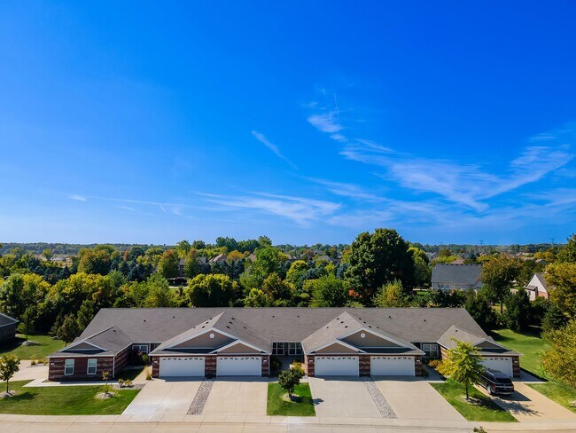 Foto del edificio - Redwood Washington Township MI