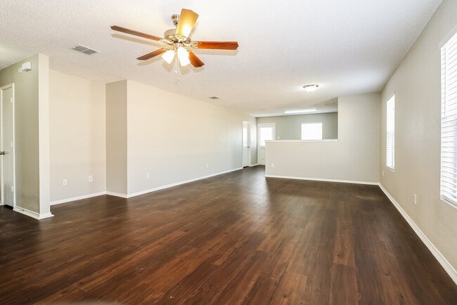 Foto del edificio - 1815 Northridge Dr