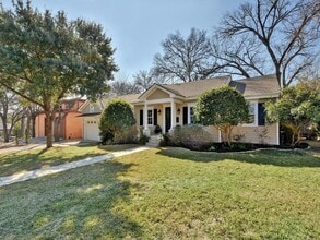 Building Photo - 2203 Sunny Slope Dr