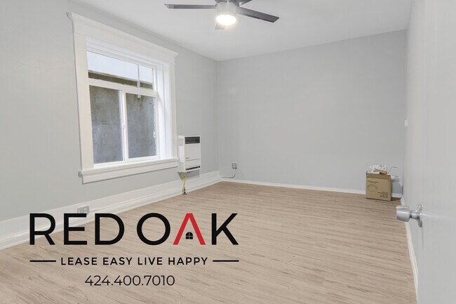 Foto del edificio - MOVE-IN SPECIAL! Gorgeous First Floor One ...
