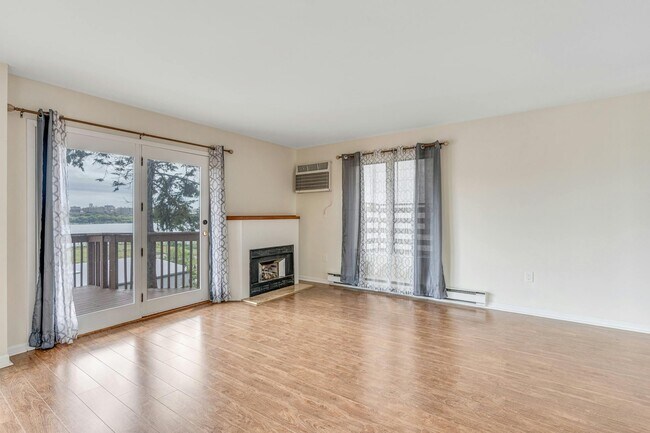 Foto del edificio - 156 Undercliff Ave