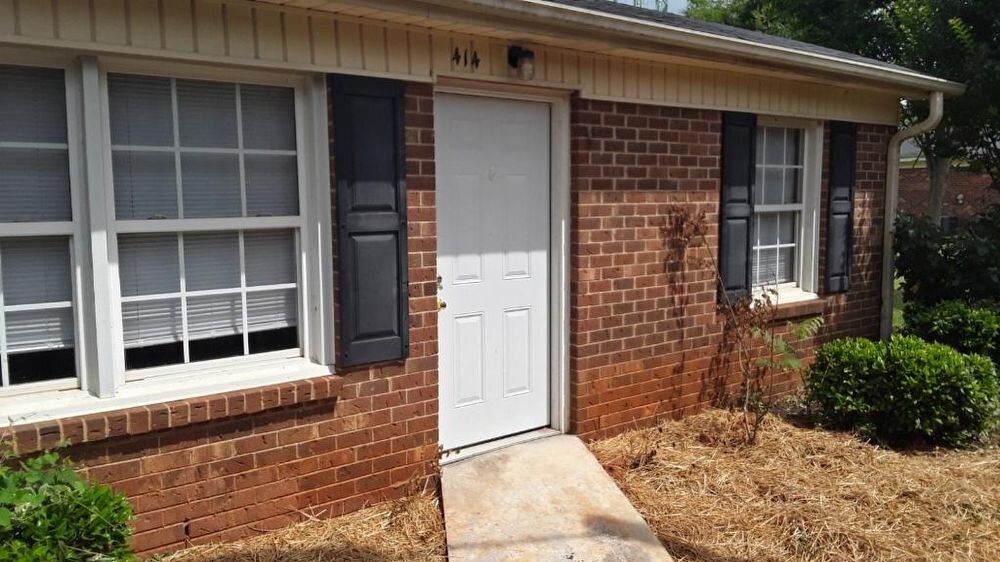 Foto principal - 414 S Weldon St