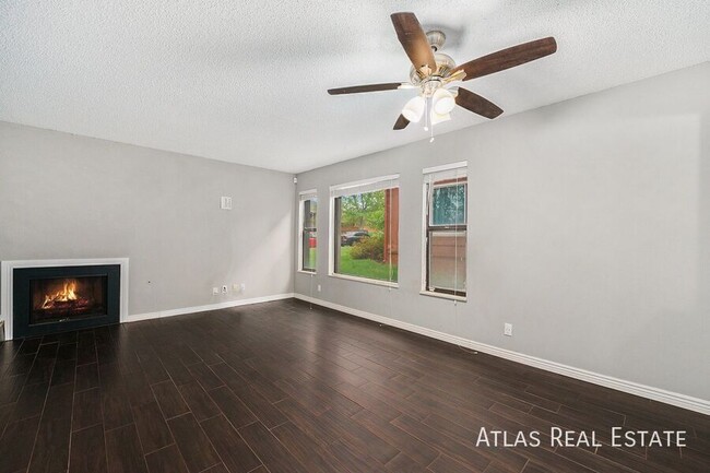 Building Photo - 1273 S Crystal Way