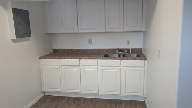 Foto del edificio - 1745 N Waco Ave