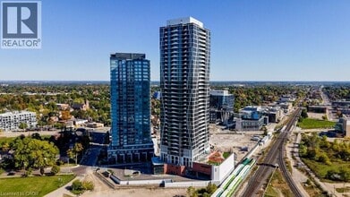 Building Photo - 25 Wellington St S