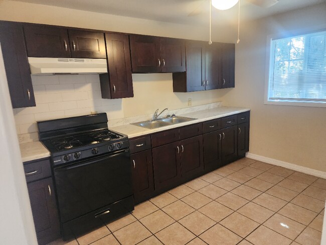 Foto del edificio - 1414 Montana Ave