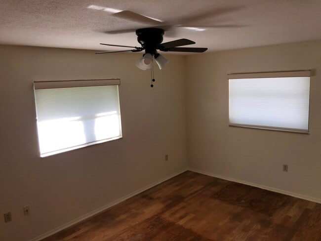 Building Photo - 2387 Datura St