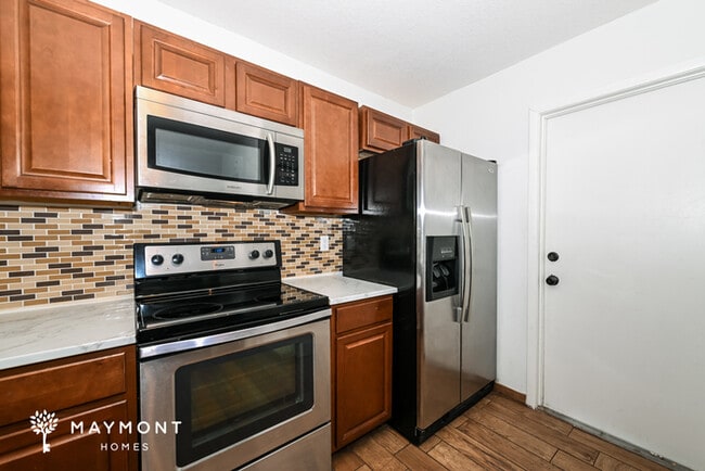 Building Photo - 997 Dorado Dr