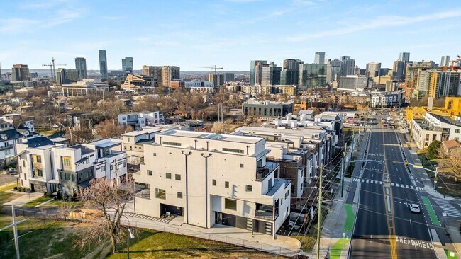 Foto del edificio - 1017 12th Ave S
