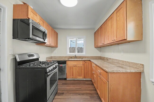 Foto del edificio - 1125 Henderson Ave