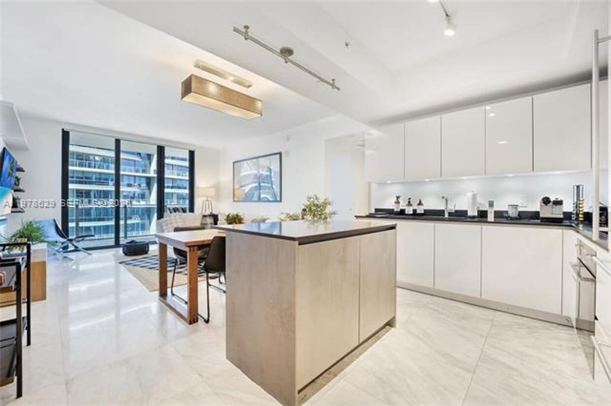 Photo - 1010 Brickell Ave # 2907 (A11978629)