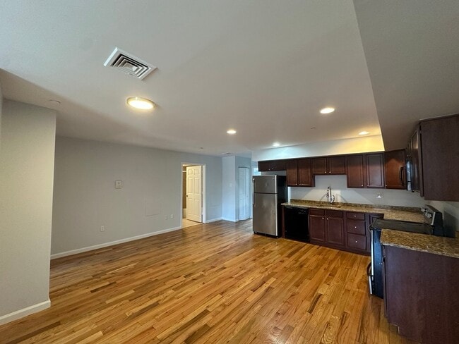 Photo - 3429 N Sydenham St (Philadelphia, PA) Apartment