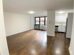 Building Photo - Luxury 5th Avenue 1 Bedroom - Available Now