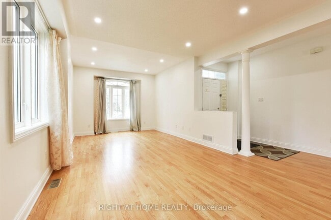 Building Photo - 11 Cheltonia Way