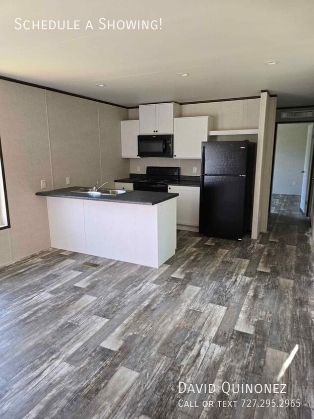 Foto principal - 200 Whittington Dr