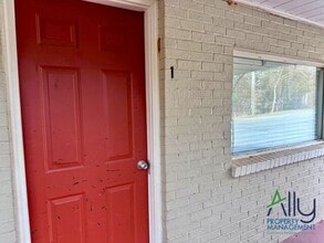 Building Photo - 638 Ivy Hill Ln