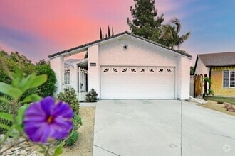Building Photo - 13142 Reedley St