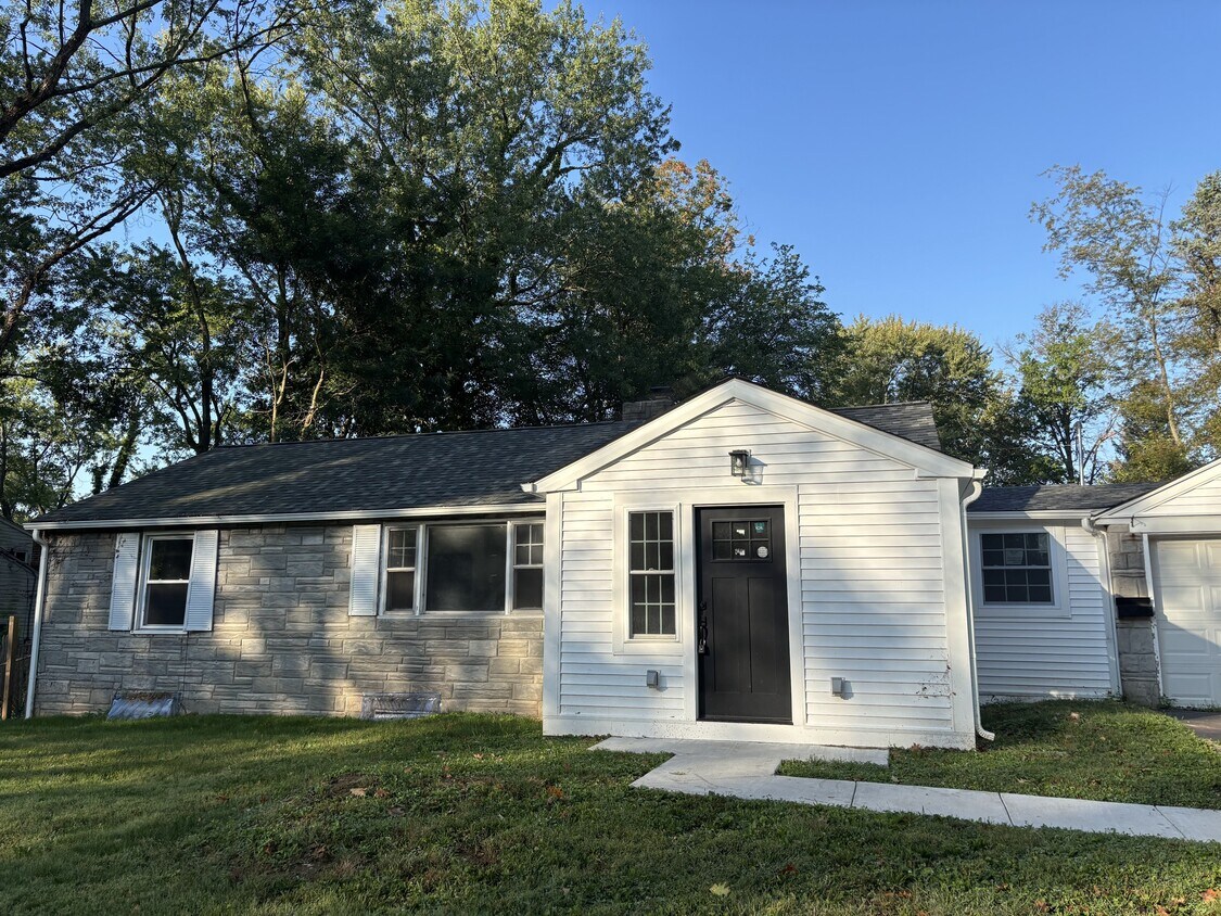 Foto principal - 1043 Thrush Ln