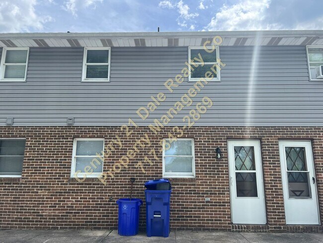Foto del edificio - 2 Bedroom, 1.5 Bath in Dallastown