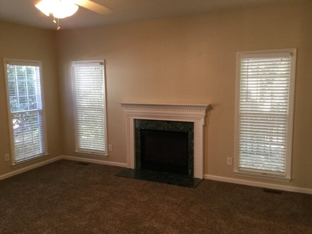 Building Photo - 8220 Duck Creek Drive